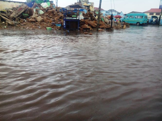 FLOOD: DZORWULU  AND  ITS SURROUNDINGS GOT FLOODED