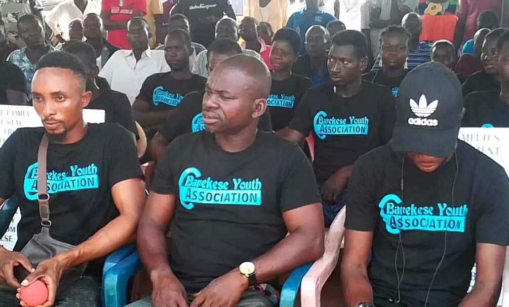 BAREKESE YOUTH ASSOCIATION HONOR ASANTEHENE FOR  A NEW  CHIEF FOR BAREKESE COMMUNITY