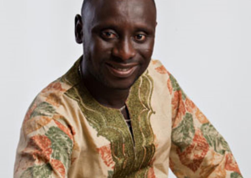 JOE  DEE HITS  THE NAIL AGAIN