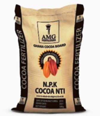 FORMER MP FOR NKWANTA SOUTH DONATES FERTILIZERS TO FARMERS IN HIS CONSTITUENCY