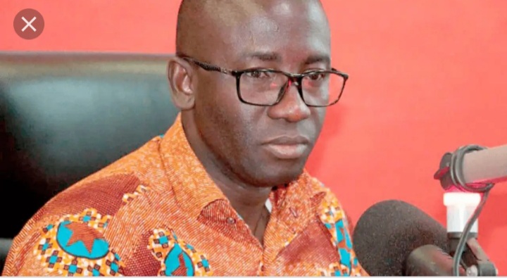 Newly sworn-in MCE for Akuapim North promises to prioritize education, sanitation