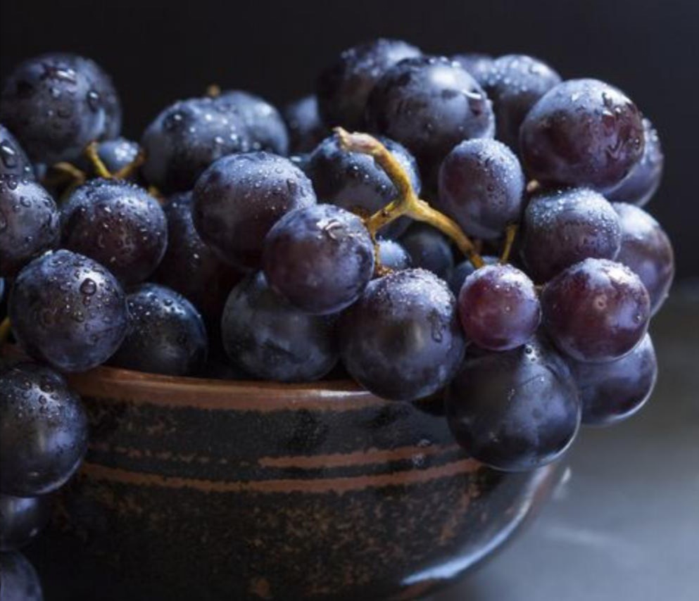 10 Health Benefits of Grapes That’ll Make You Want to Eat the Whole Bunch