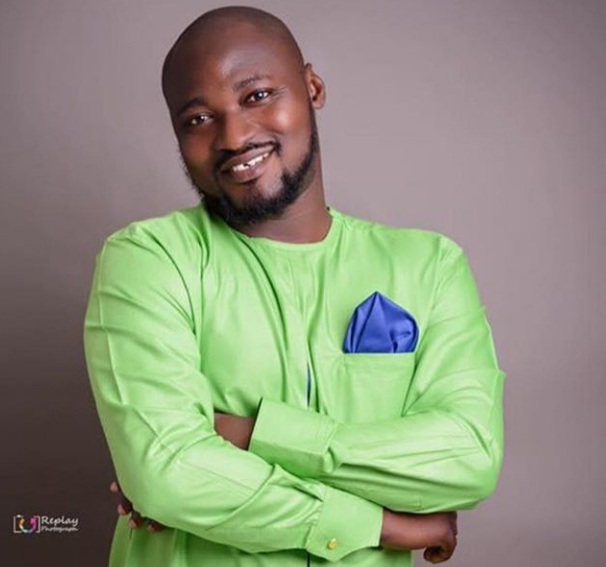 Video Of Funny Face Recieving Hot Slaps From His Baby Mama Surfaces Online