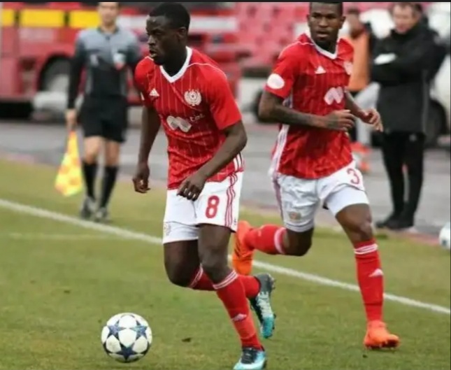 Ghana winger Edwin Gyasi trains with Samsunspor teammates for Tuzlaspor tie