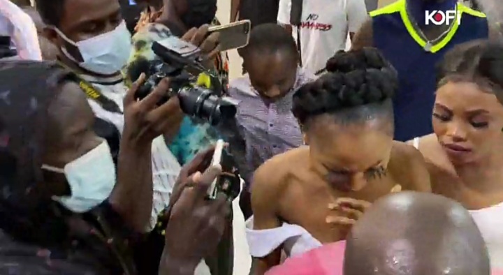 Emotional Akuapem Poloo Cries