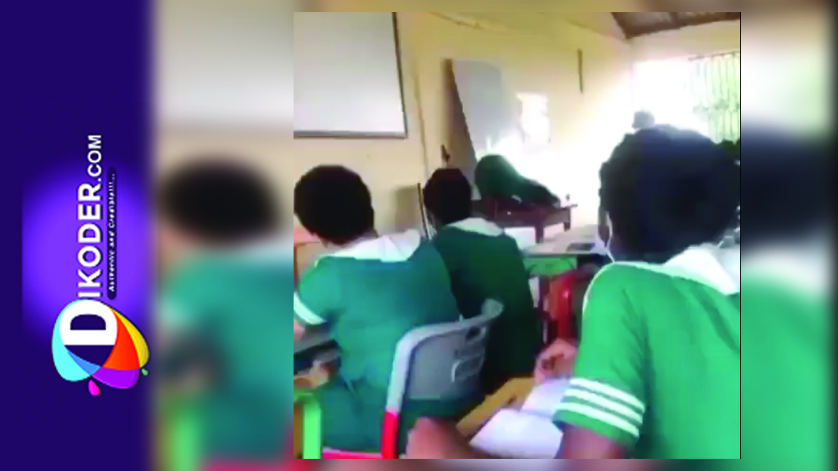 Ghanaian nurses being taught how to master and practice d0ggy style.